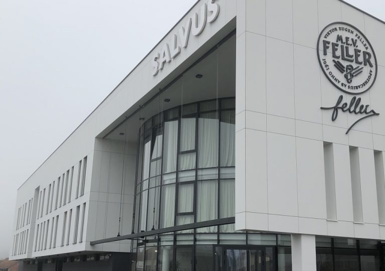 Uredsko – proizvodno – distributivni centar Salvus